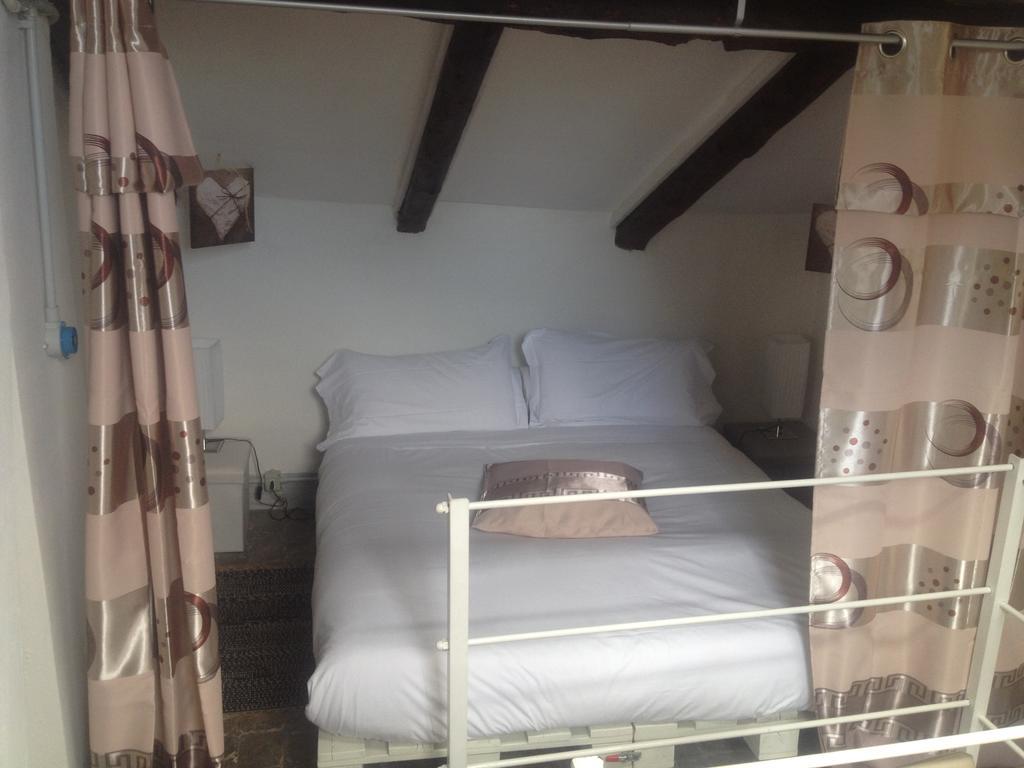 Bed and Breakfast 19 Borgo Cavour Тревизо Экстерьер фото