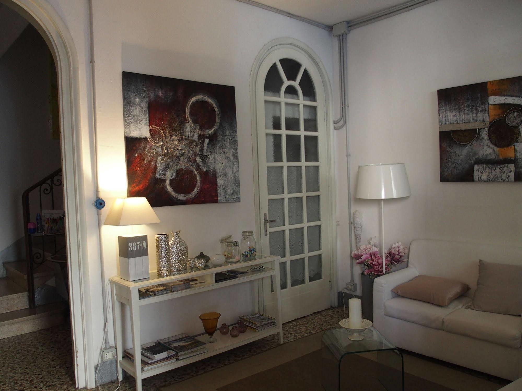 Bed and Breakfast 19 Borgo Cavour Тревизо Экстерьер фото