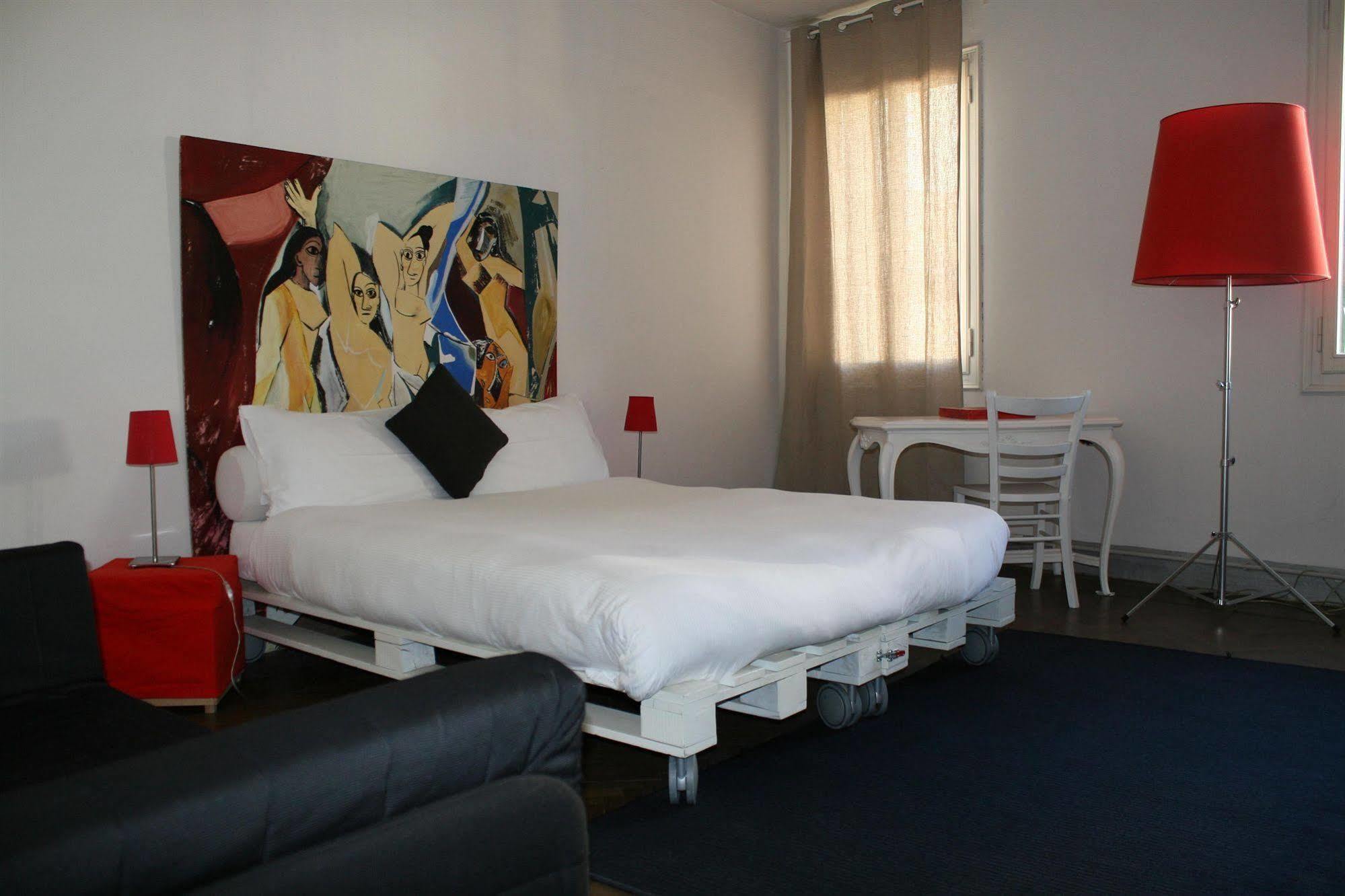 Bed and Breakfast 19 Borgo Cavour Тревизо Экстерьер фото